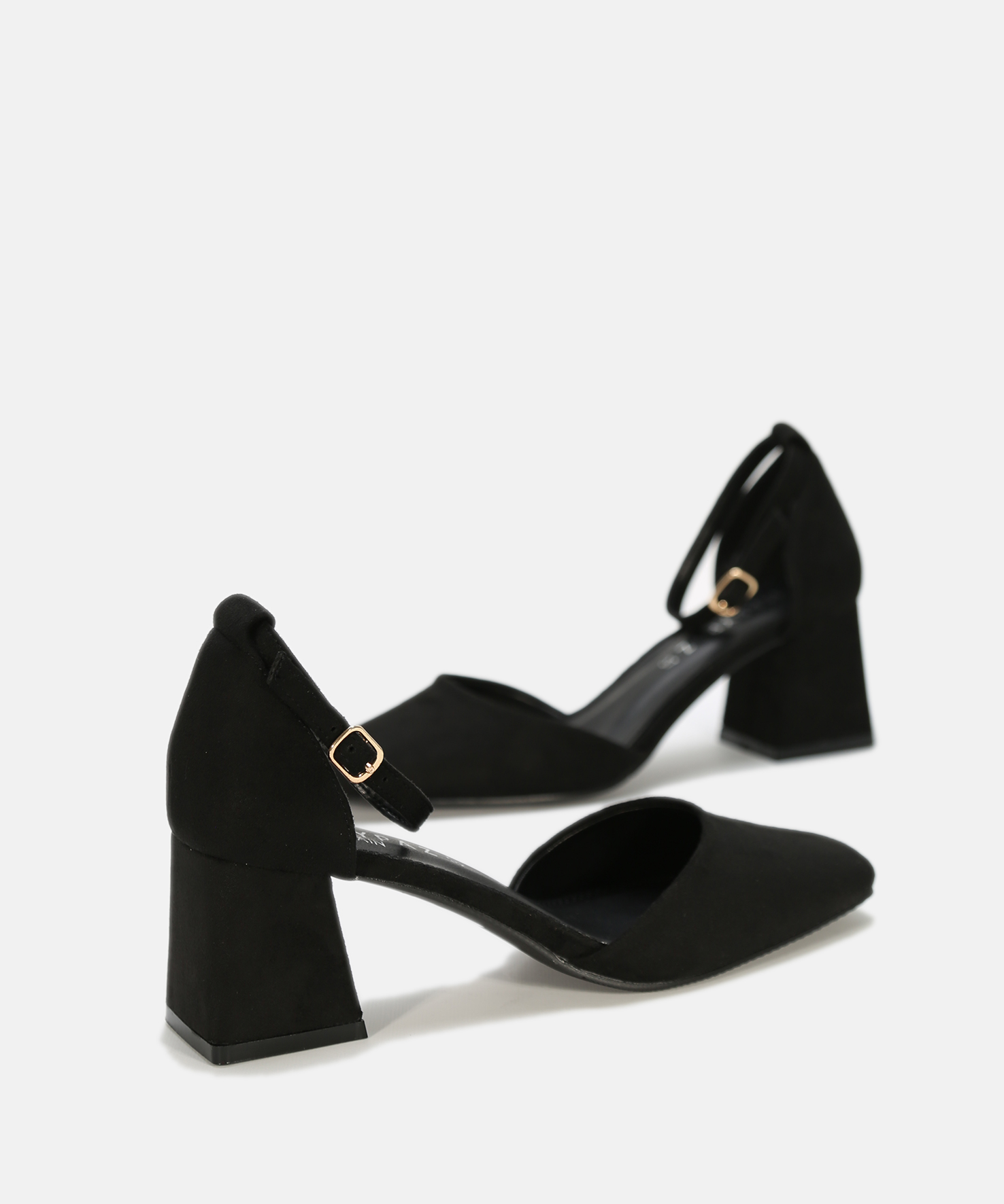 Sapatos salto largo image number null